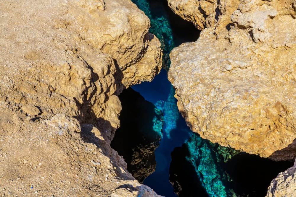 Sharm El Sheikh: Ras Mohamed Snorkelling & Magic Lake Tour | ®ExcursionMania