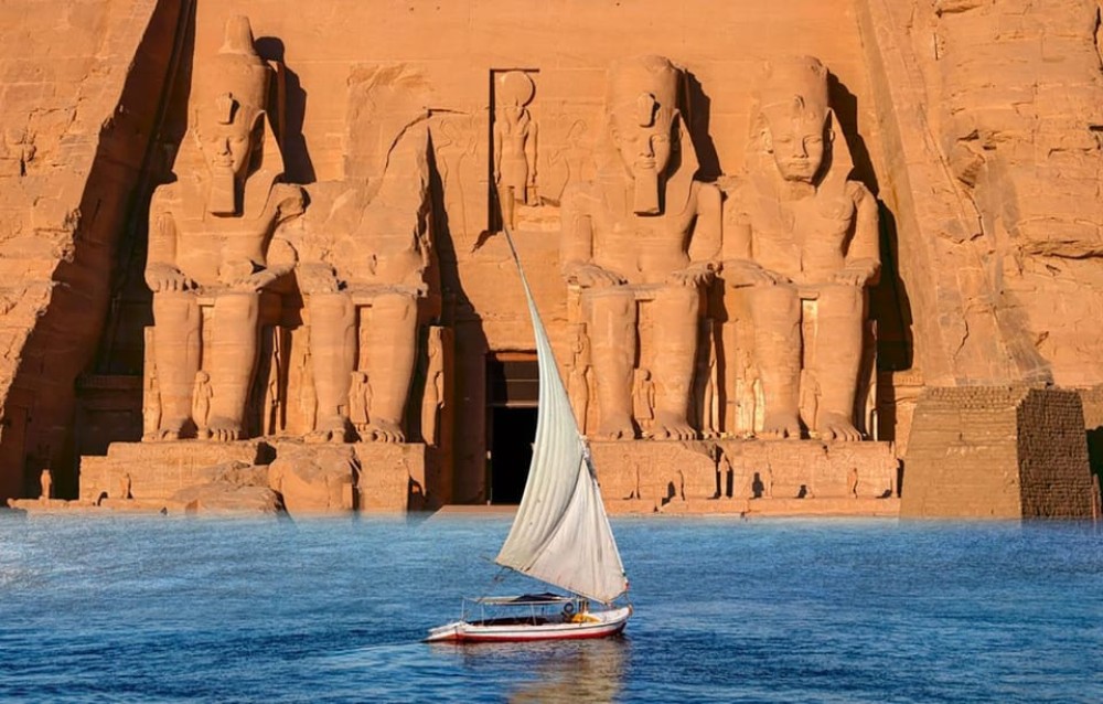 Cairo: 4-Day Nile Cruise Aswan to Luxor with Balloon Flight | ®ExcursionMania