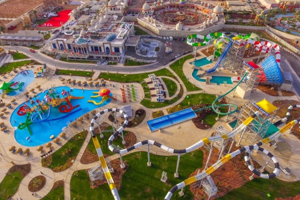 Sharm El-Sheikh: Albatros Aqua Park with Lunch & Transfers | ®ExcursionMania