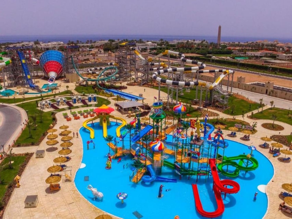 Sharm El-Sheikh: Albatros Aqua Park with Lunch & Transfers | ®ExcursionMania