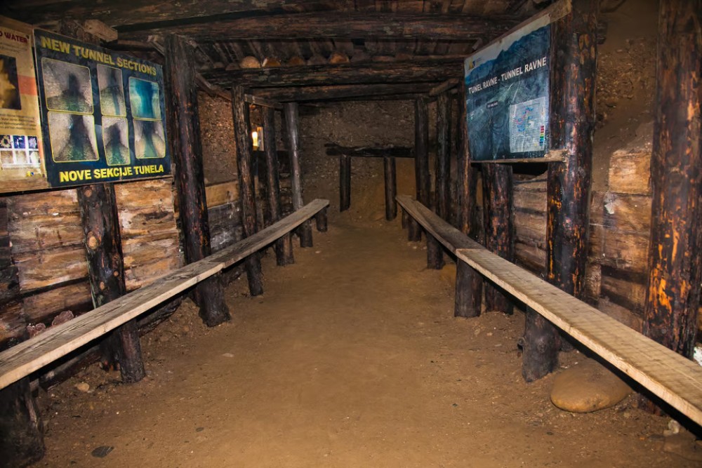 Visoko Meditation Pyramids Tour: Mystery Tunnels Park Ravne | ®ExcursionMania