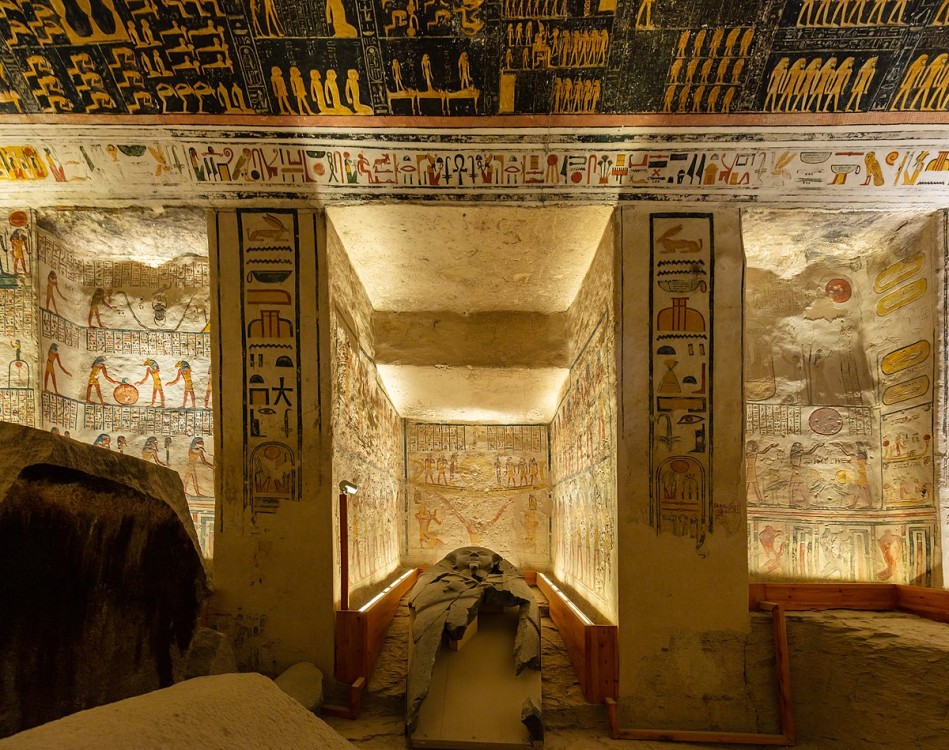 Safaga Port: Private Sightseeing Day Trip to Luxor w/ Guide | ®ExcursionMania