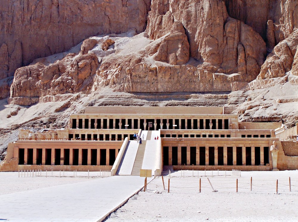 Safaga Port: Private Sightseeing Day Trip to Luxor w/ Guide | ®ExcursionMania