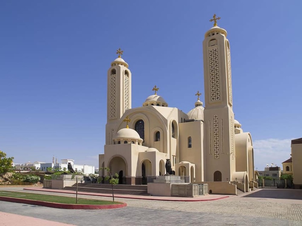 Sharm El Sheikh: Private City Tour with Seafood Dinner | ®ExcursionMania