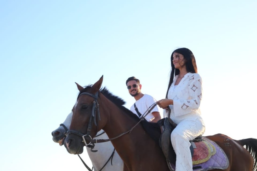 Hurghada: Red Sea & Desert Horse Riding Tour with Swimming | ®ExcursionMania
