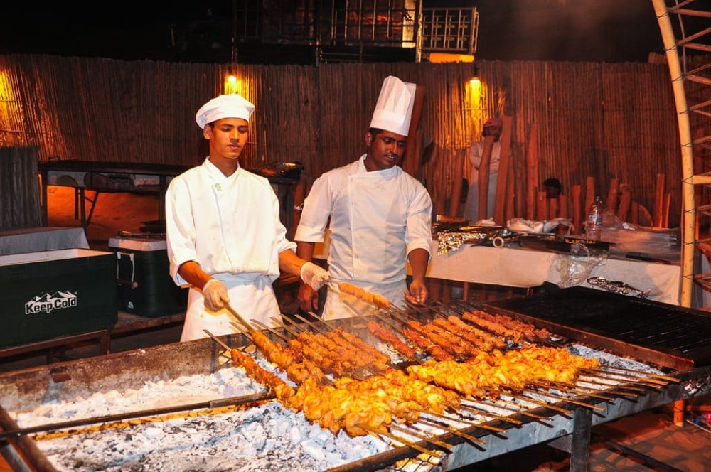 Dubai: Safari Quad Bike Camel Ride and Buffet Dinner | ®ExcursionMania