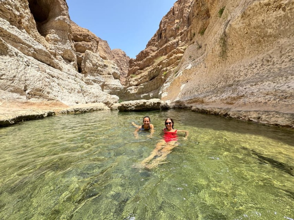 Oman’s Hidden Gems: Wadi Shab & Bimmah Sinkhole | ®ExcursionMania