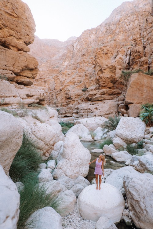 Oman’s Hidden Gems: Wadi Shab & Bimmah Sinkhole | ®ExcursionMania