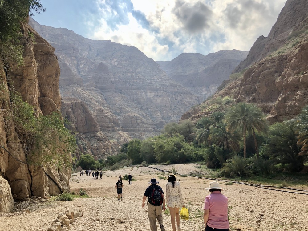 Oman’s Hidden Gems: Wadi Shab & Bimmah Sinkhole | ®ExcursionMania