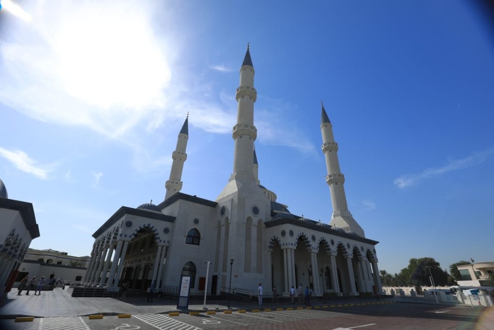 Dubai: City Tour with Blue Mosque and Burj Khalifa Ticket | ®ExcursionMania