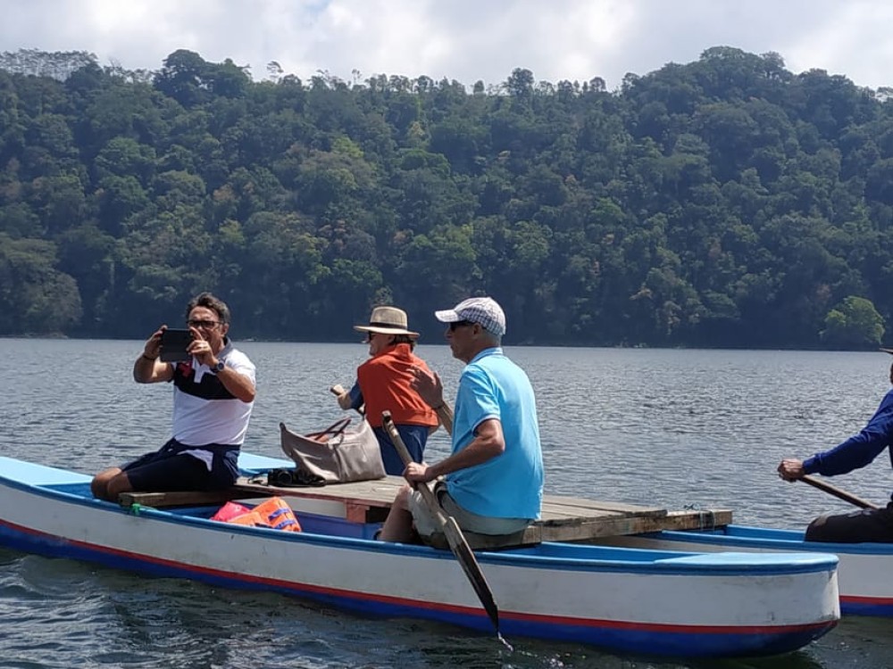 Bali: Munduk Waterfalls Trek Twin Lakes and Temple Tour | ®ExcursionMania