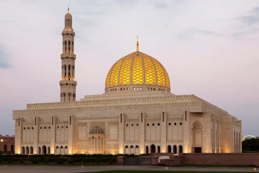 Muscat: City Tour of Grand Mosque Old Souqs Museum & Fort | ®ExcursionMania