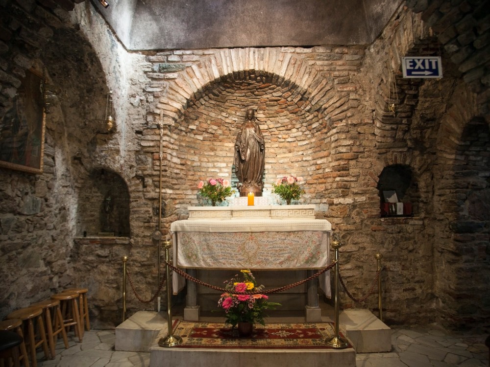 Ephesus, Artemis Temple: PRIVATE or MINI GROUP Tours | ®ExcursionMania