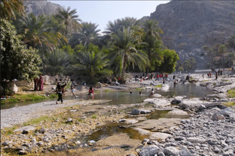 From Muscat: North Dunes and Wadi Hot Spring Tour with Lunch | ®ExcursionMania