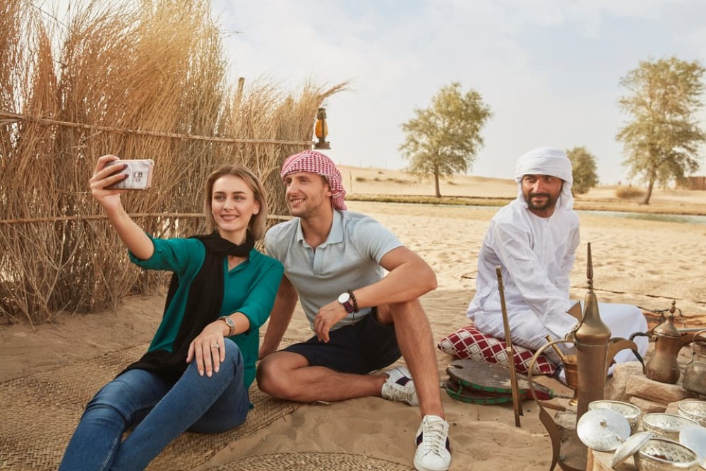 Dubai: Half-Day Camel Trekking with Al Marmoom Breakfast | ®ExcursionMania