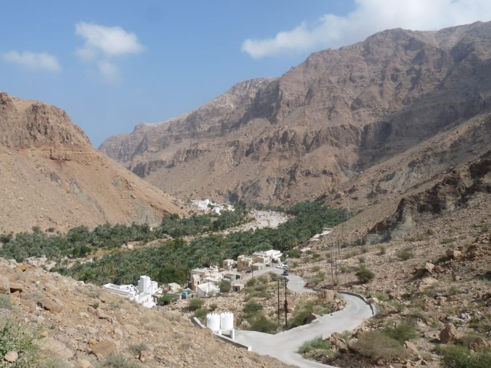 Muscat: Wadi Mibam Private Full Day Tour by 4x4 car | ®ExcursionMania