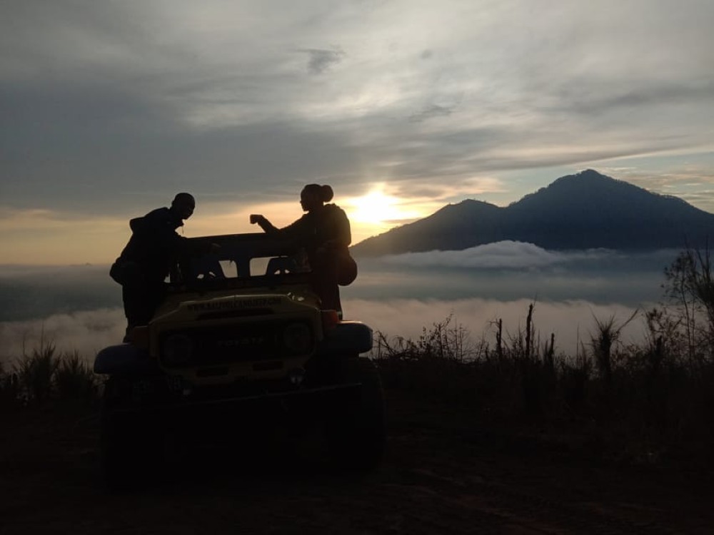 Bali: Mount Batur Sunrise Jeep Adventure with Jungle Swing | ®ExcursionMania