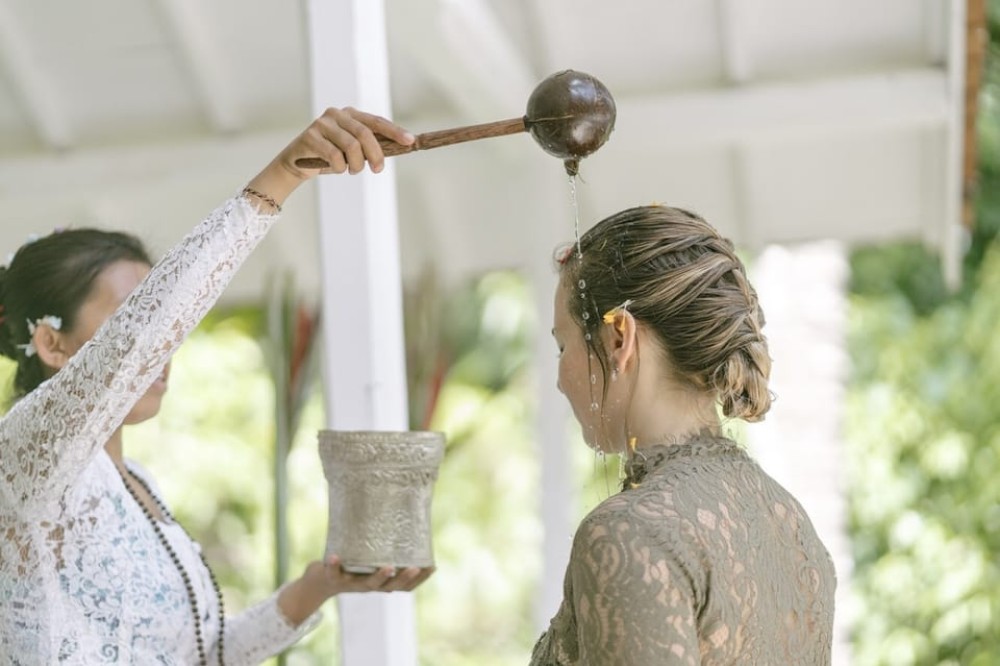 Bali: Healing and Aura Cleansing Tour with Yoga & Meditation | ®ExcursionMania