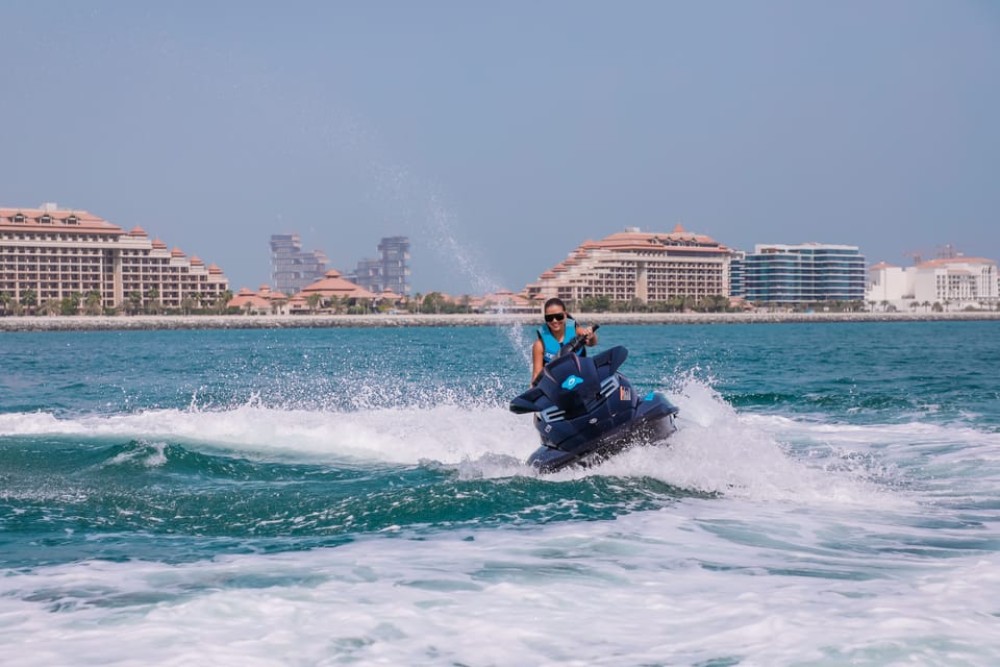 Dubai: Jetski, Burj Khalifa, Burj Al Arab, Juice, & Photos | ®ExcursionMania