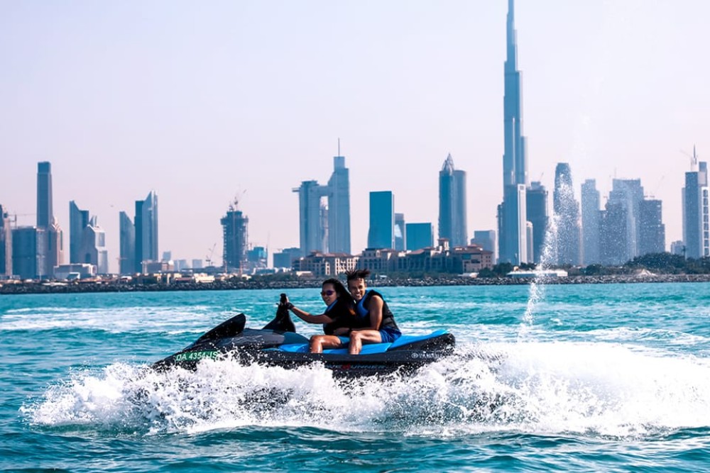 Dubai: Jetski, Burj Khalifa, Burj Al Arab, Juice, & Photos | ®ExcursionMania