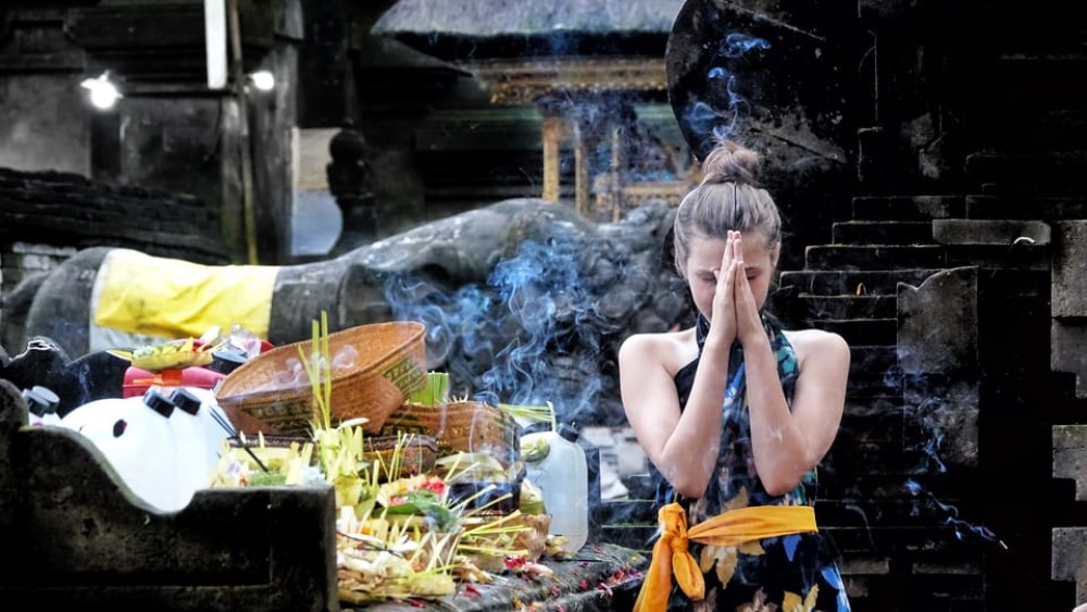 Bali: Tarot Oracle Reading and Cleansing Tirta Empul Trip | ®ExcursionMania