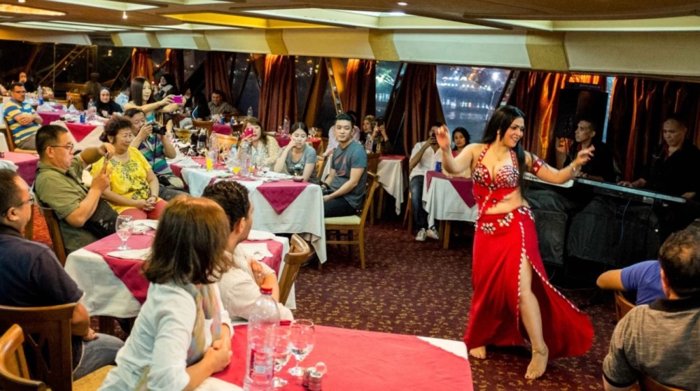 Cairo: Nile Pharaoh Dinner Cruise on the Nile with Show | ®ExcursionMania