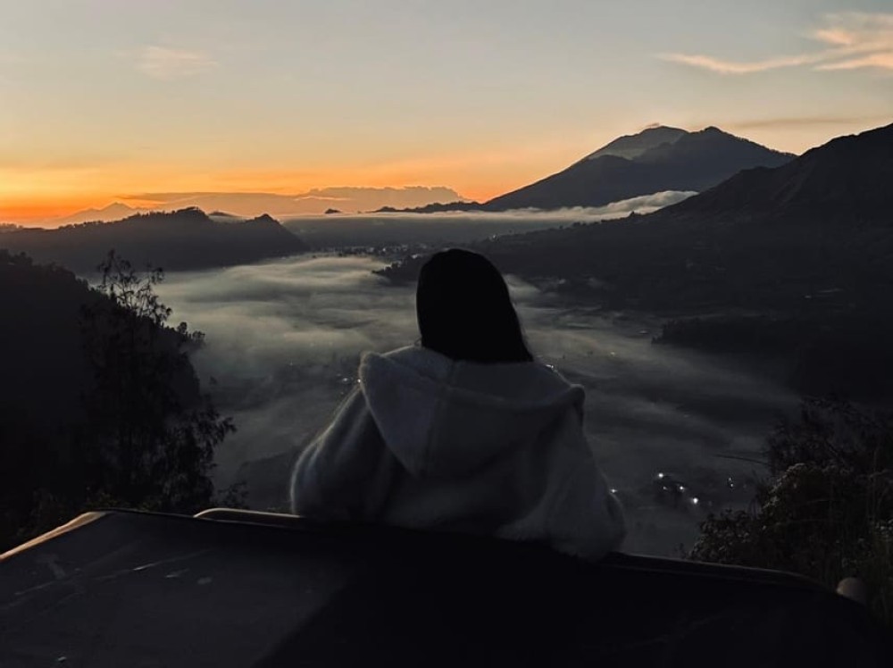 Mount Batur: SunsetSunrise 4WD Jeep Tour with Photographer | ®ExcursionMania