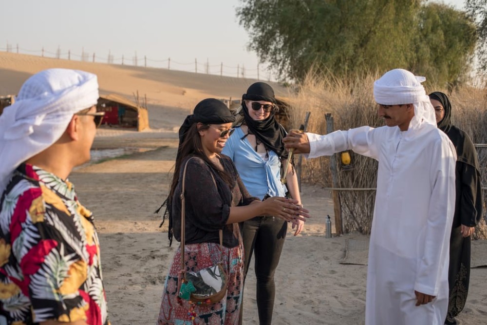 Dubai: Al Marmoom Oasis Safari, Animal Spotting & Breakfast | ®ExcursionMania
