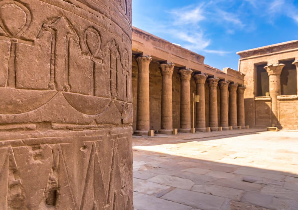 From Luxor: Private Day Trip to Edfu and Kom Ombo | ®ExcursionMania