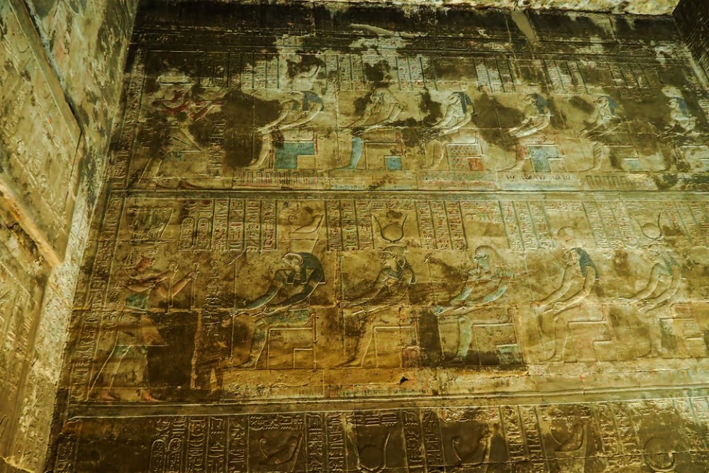 From Luxor: Private Day Trip to Edfu and Kom Ombo | ®ExcursionMania