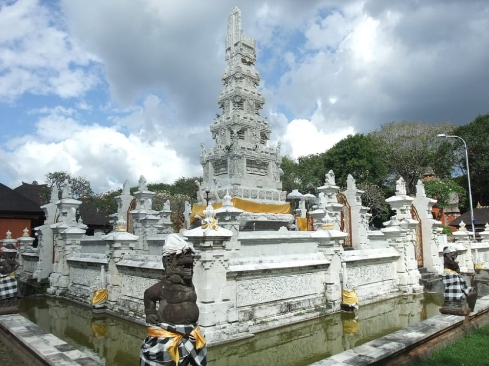 Denpasar: Museum Traditional Market and Food Tasting Tour | ®ExcursionMania