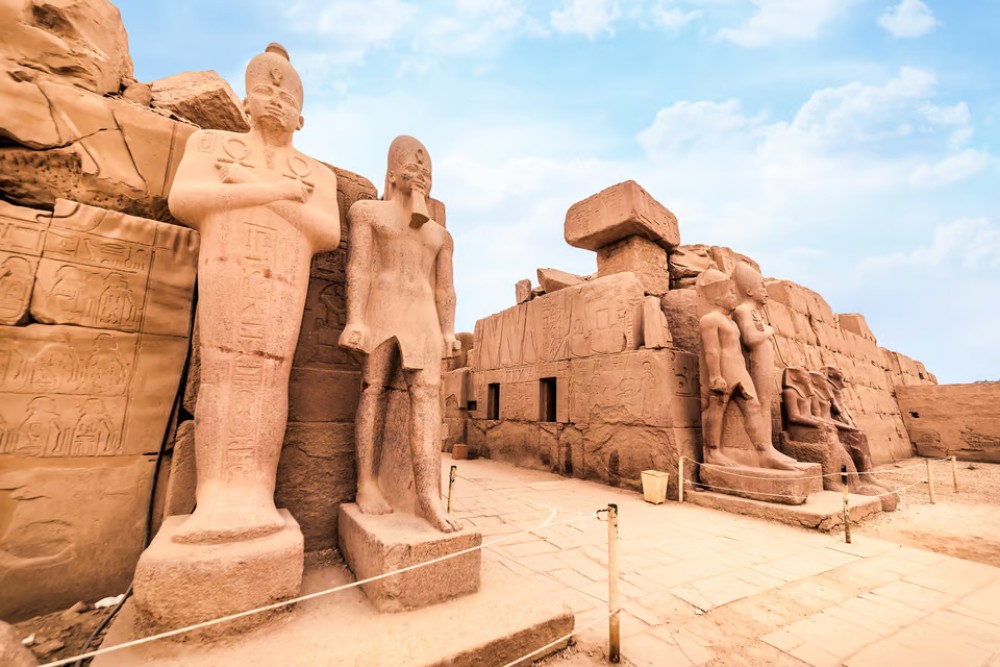 Luxor: 2 Day West and East Bank with Lunch and Felucca Ride | ®ExcursionMania