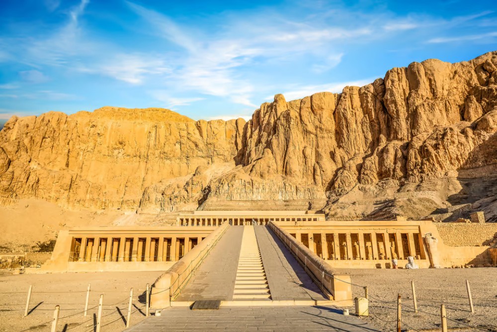 Luxor: 2 Day West and East Bank with Lunch and Felucca Ride | ®ExcursionMania