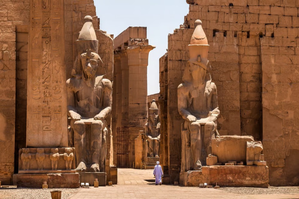 Luxor: 2 Day West and East Bank with Lunch and Felucca Ride | ®ExcursionMania