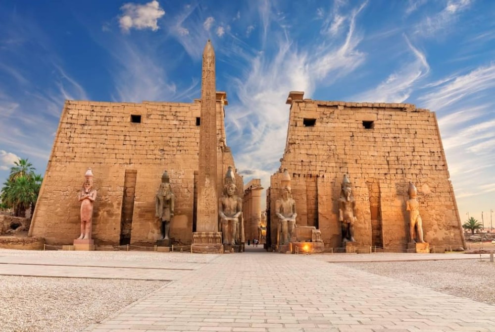 Cairo: Private Day Tour to Luxor with Sleeper train | ®ExcursionMania