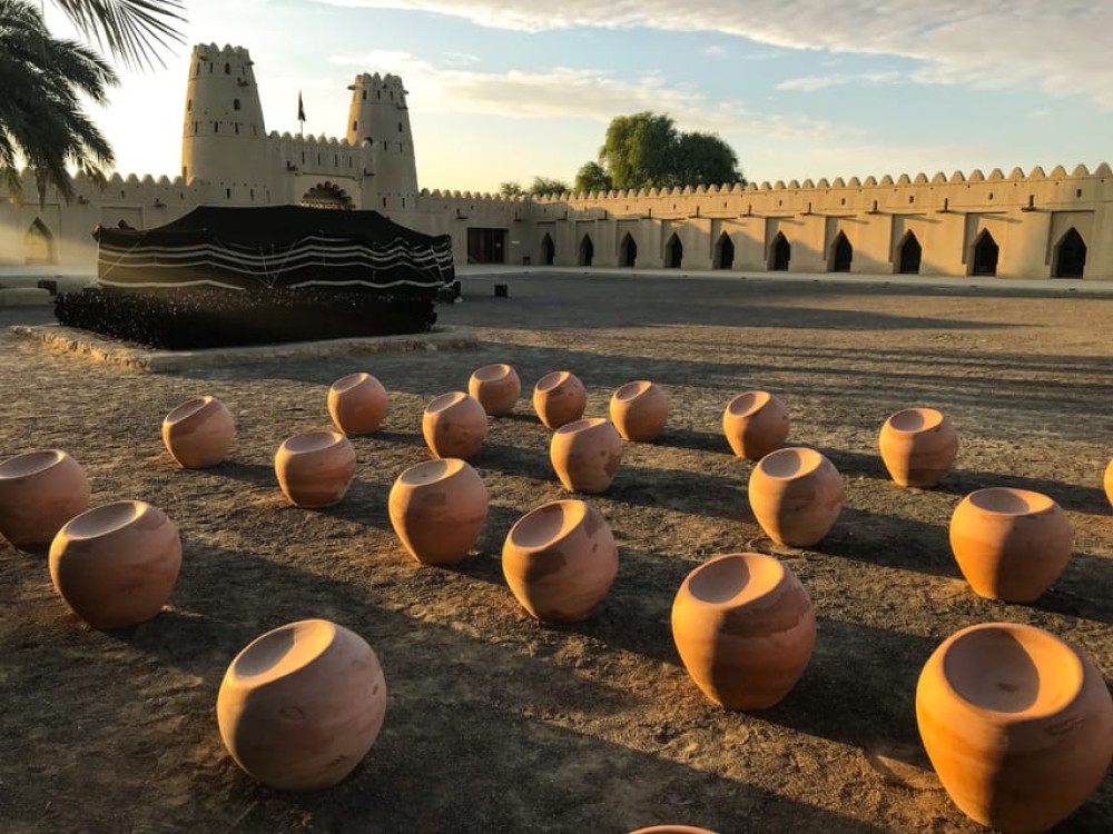 Dubai: Al Ain Oasis, Camel Market, Old Museum & Jebel Hafeet | ®ExcursionMania