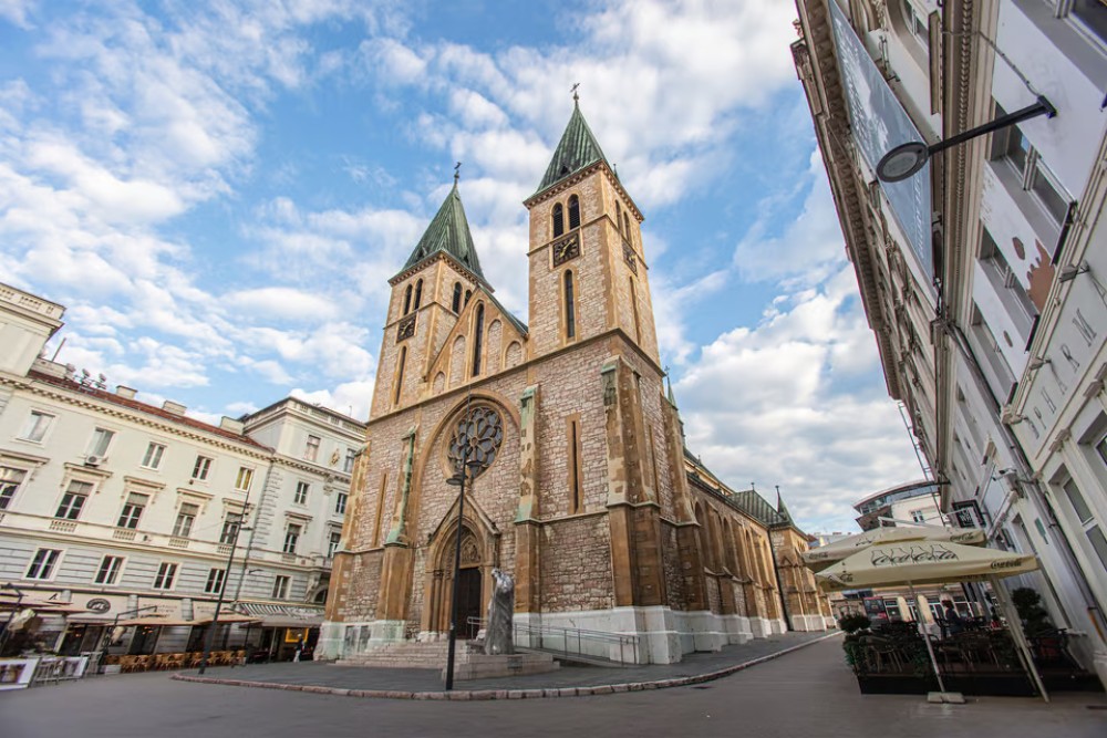 Sarajevo: Old Town & Fortress Tour & Trebevic Cable Car Ride | ®ExcursionMania