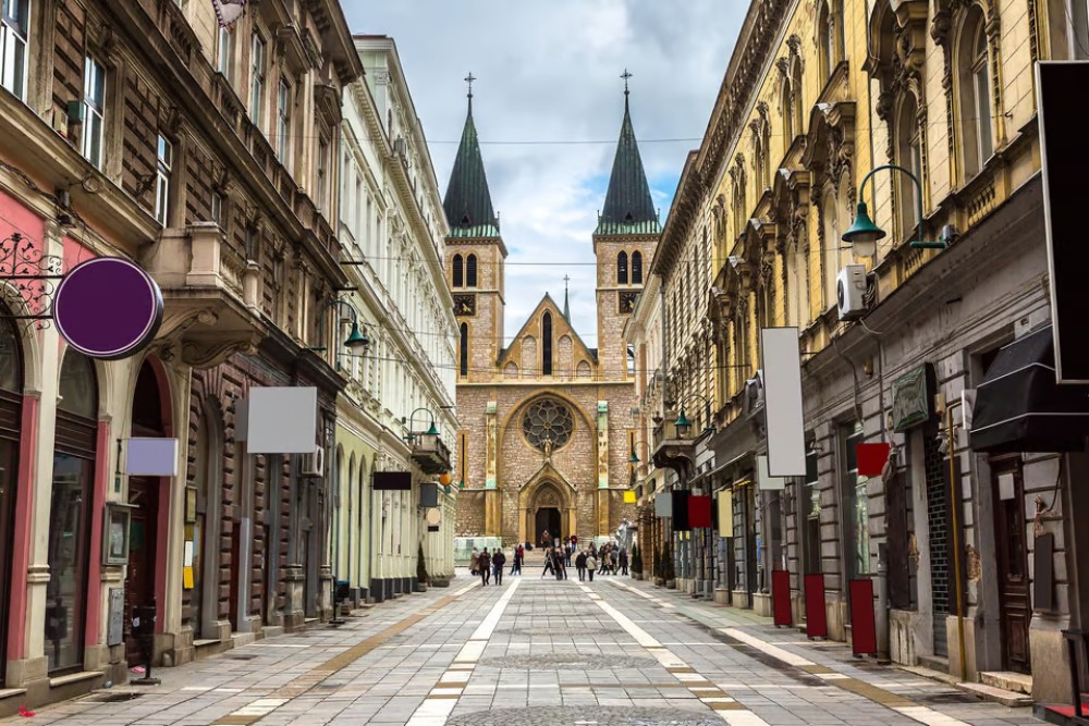 Sarajevo: Old Town & Fortress Tour & Trebevic Cable Car Ride | ®ExcursionMania