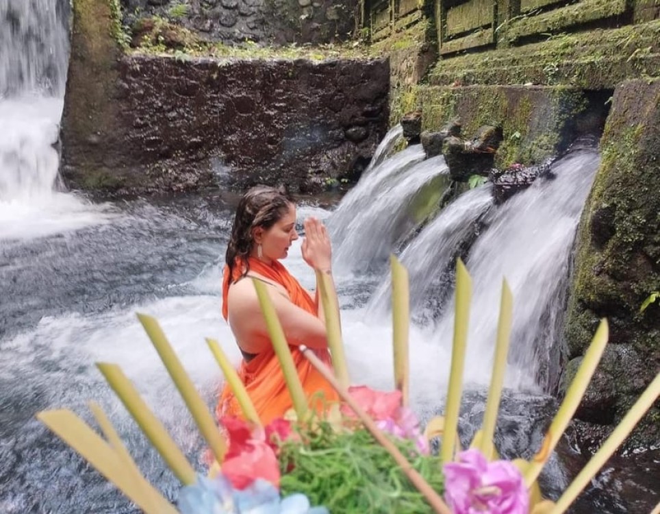 Pura Mangening: Water Temple Tour with Spiritual Cleansing | ®ExcursionMania