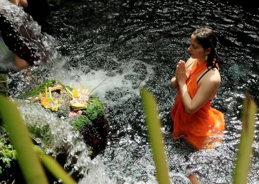 Pura Mangening: Water Temple Tour with Spiritual Cleansing | ®ExcursionMania