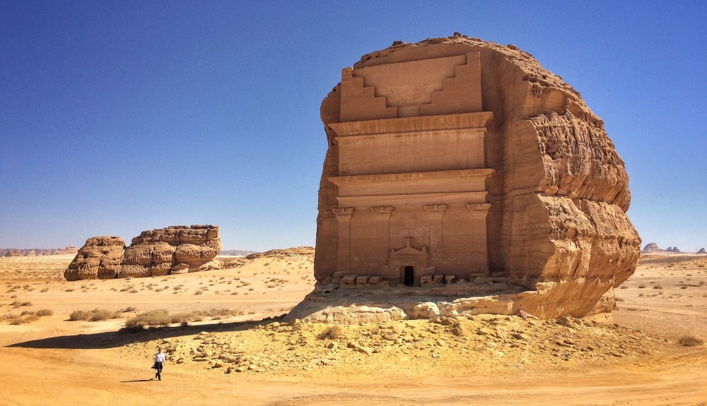 Saudi Arabia: Madain Saleh Tour | ®ExcursionMania