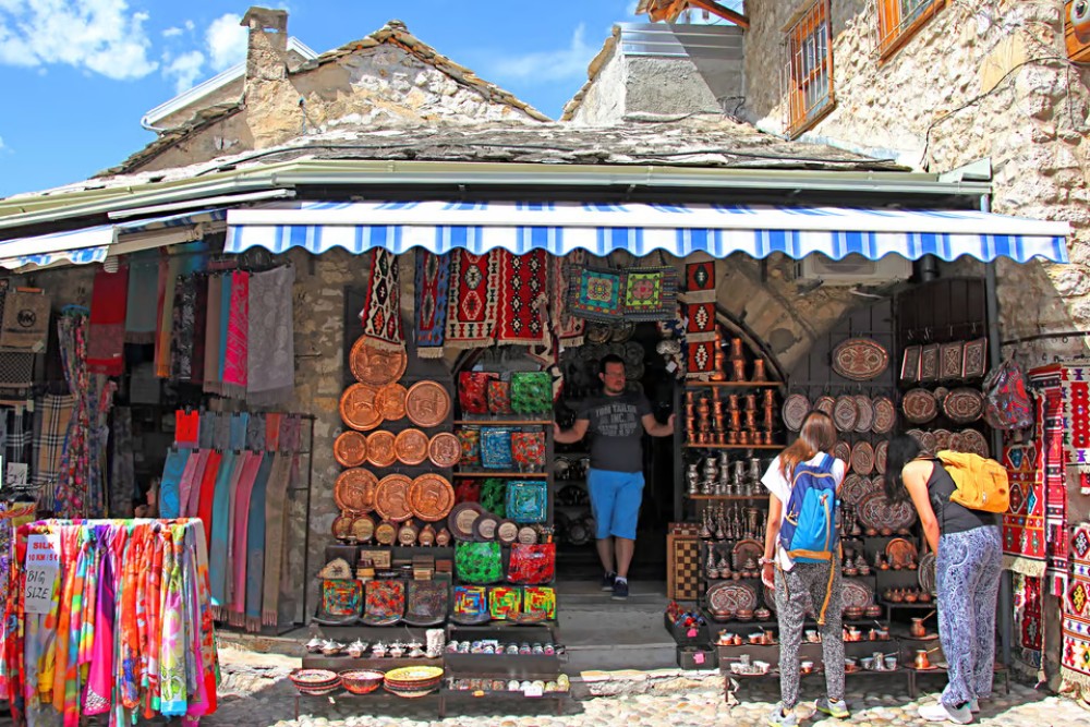 Sarajevo to Mostar: Old Bridge, Počitelj & Kravice Falls | ®ExcursionMania