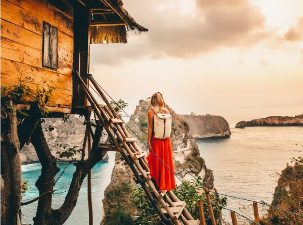 Bali: East Penida Highlights Treehouse & Photo Spots Tour | ®ExcursionMania
