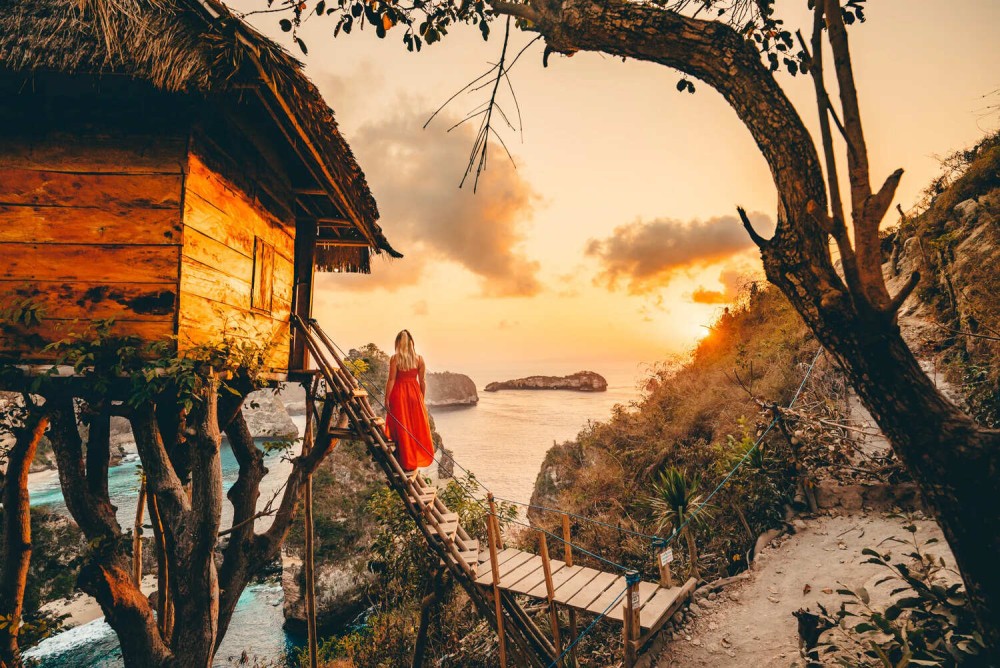 Bali: East Penida Highlights Treehouse & Photo Spots Tour | ®ExcursionMania