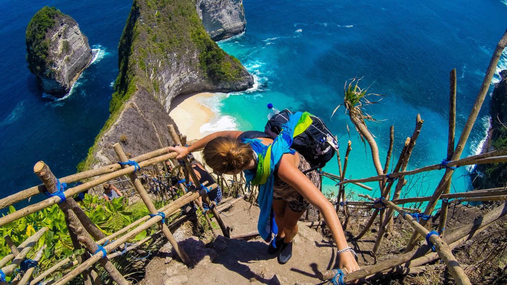 Bali: East Penida Highlights Treehouse & Photo Spots Tour | ®ExcursionMania