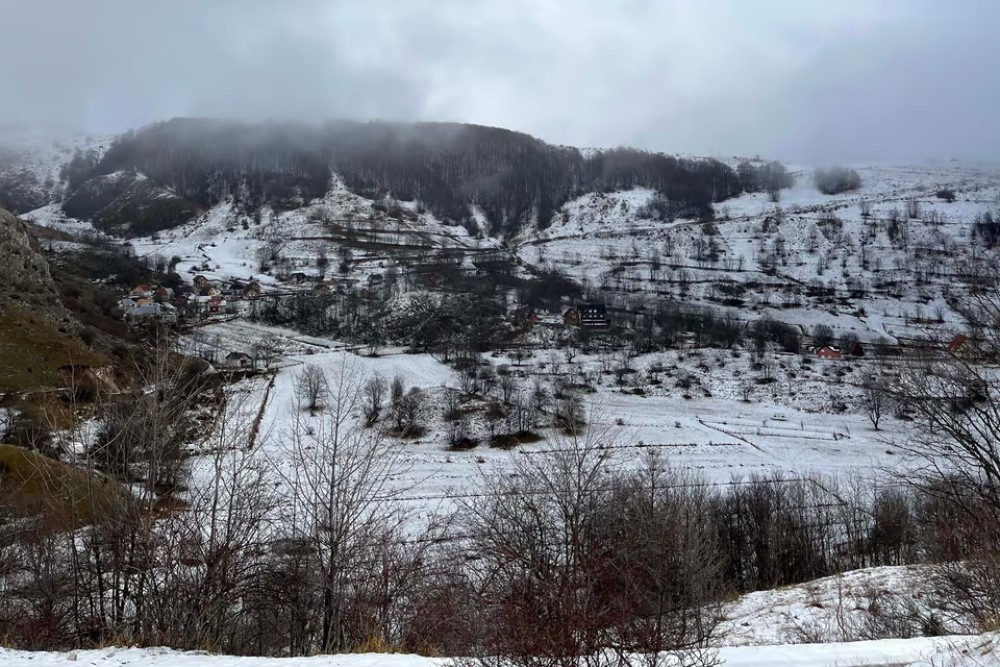 From Sarajevo to Umoljan, Bilici Lake & Bosnian Food Tasting | ®ExcursionMania