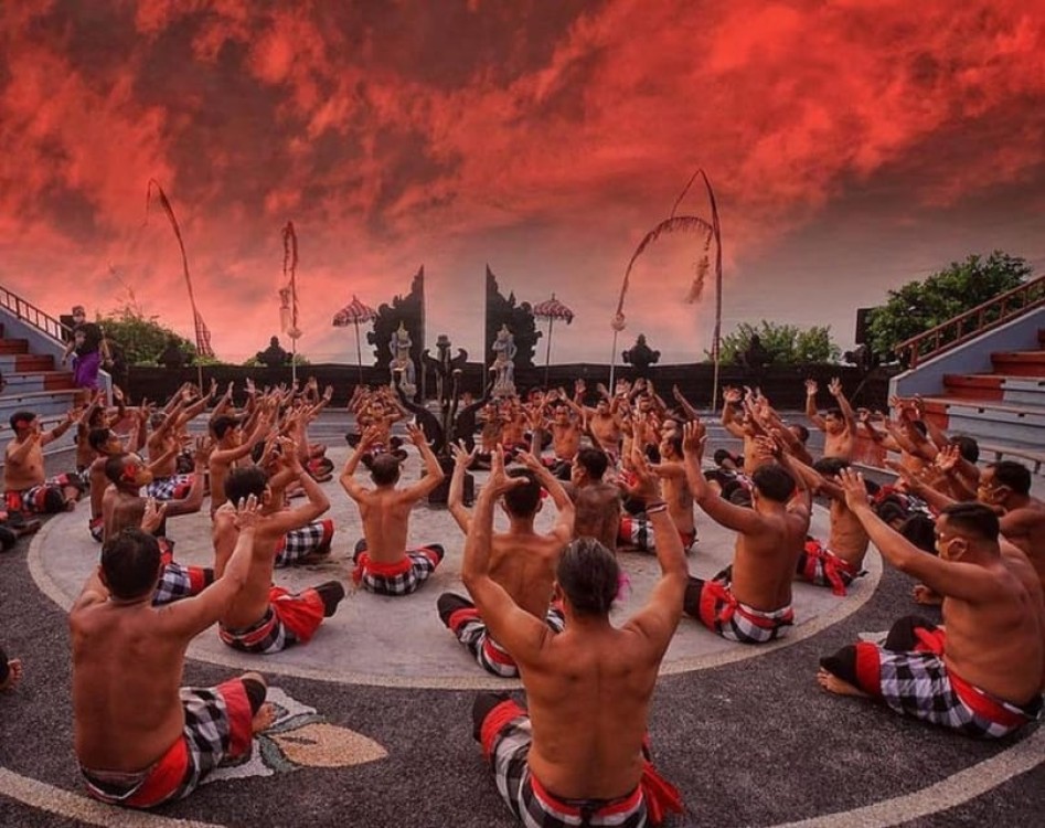 Bali: Underwater Sea Walk, Uluwatu Temple, and Kecak Dance | ®ExcursionMania