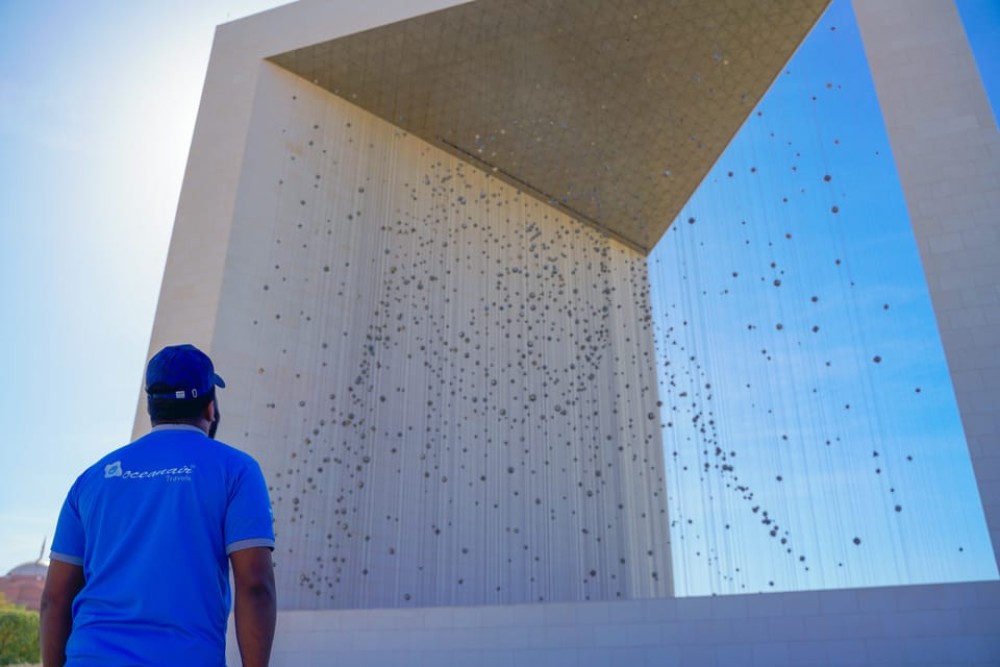 From Dubai: Abu Dhabi Grand Mosque & Founders Memorial Tour | ®ExcursionMania