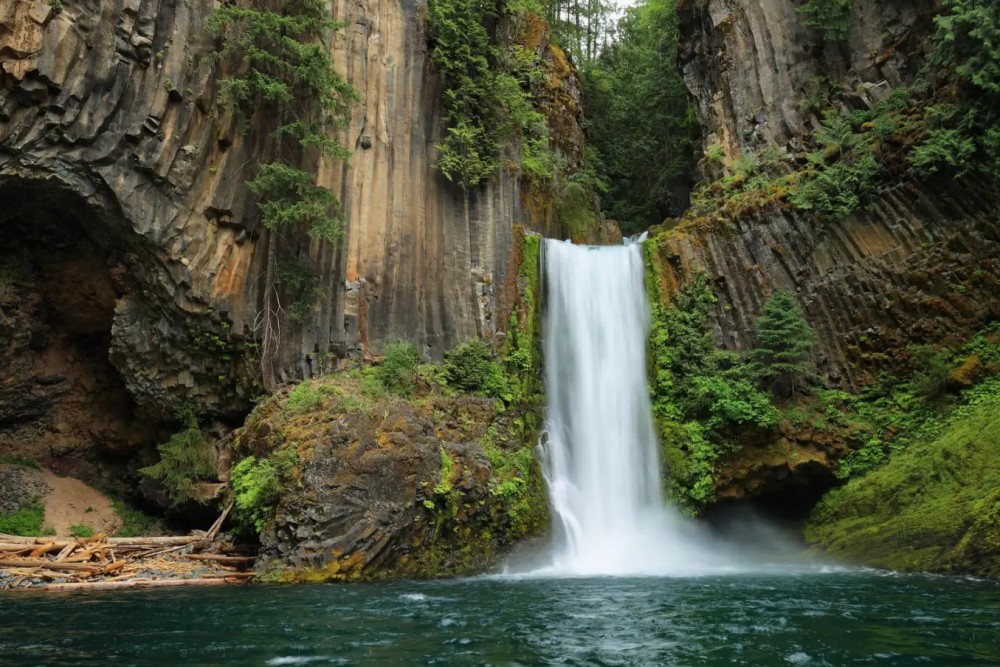 Munduk: Banyu Wana and Sekumpul Waterfall Trekking Tour | ®ExcursionMania