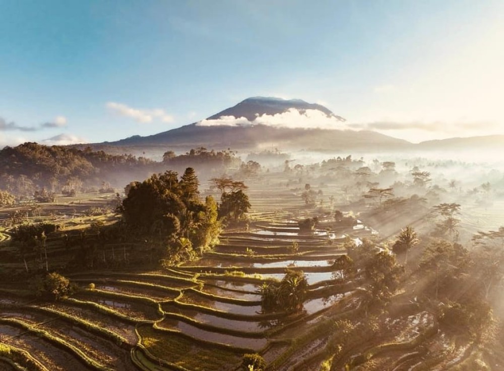 Sidemen: Traditional Villages, Salt Farm & Tirta Gangga Tour | ®ExcursionMania